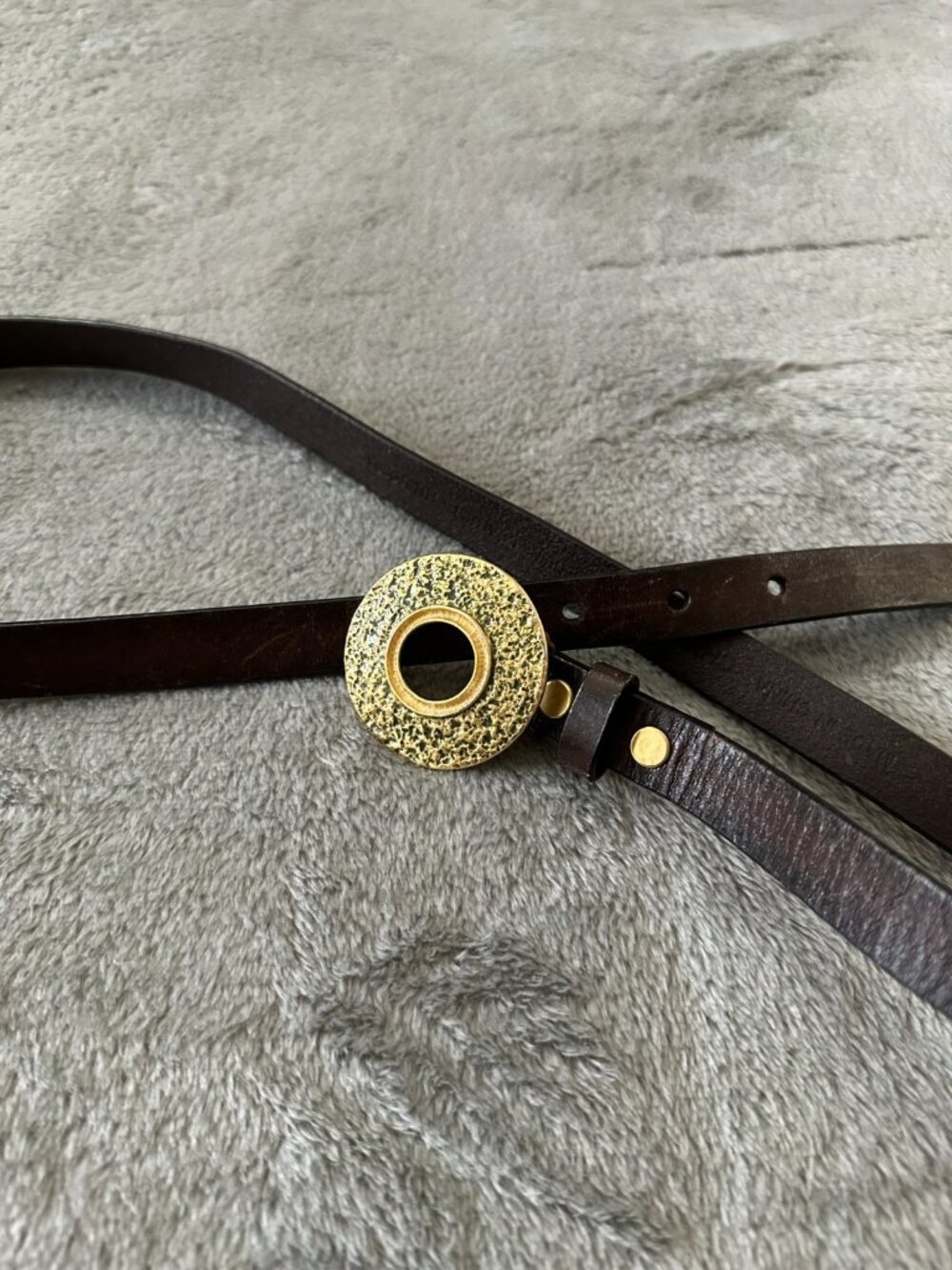 Chico's Thin Brown Leather Belt Women's LARGE Gold Buckle
